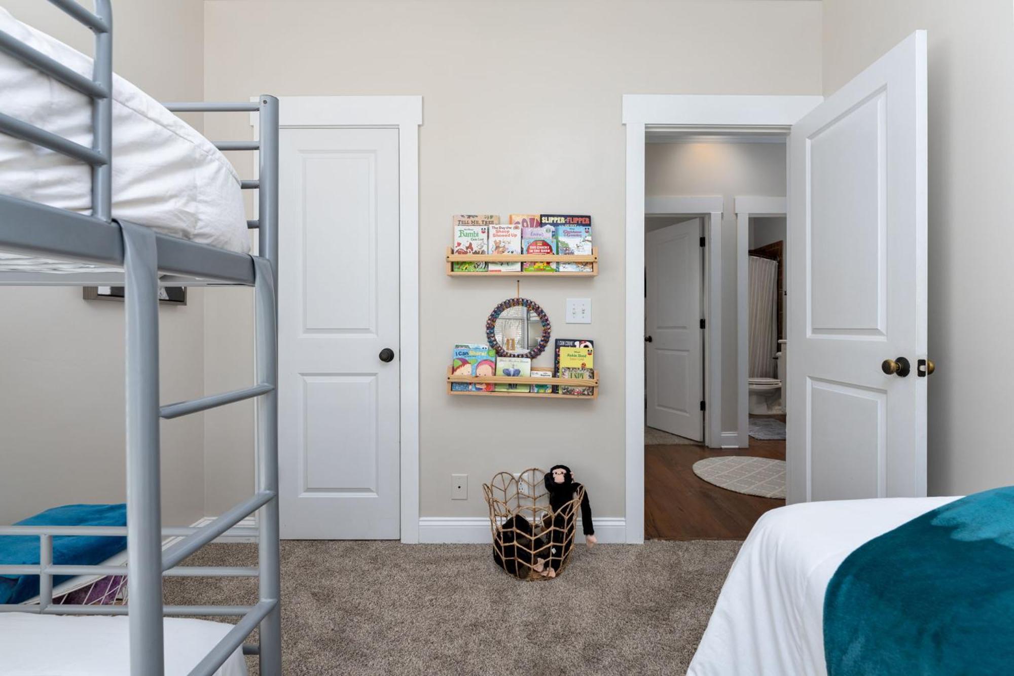 Downtown Wilmington Home ~ Pet Friendly Eksteriør billede