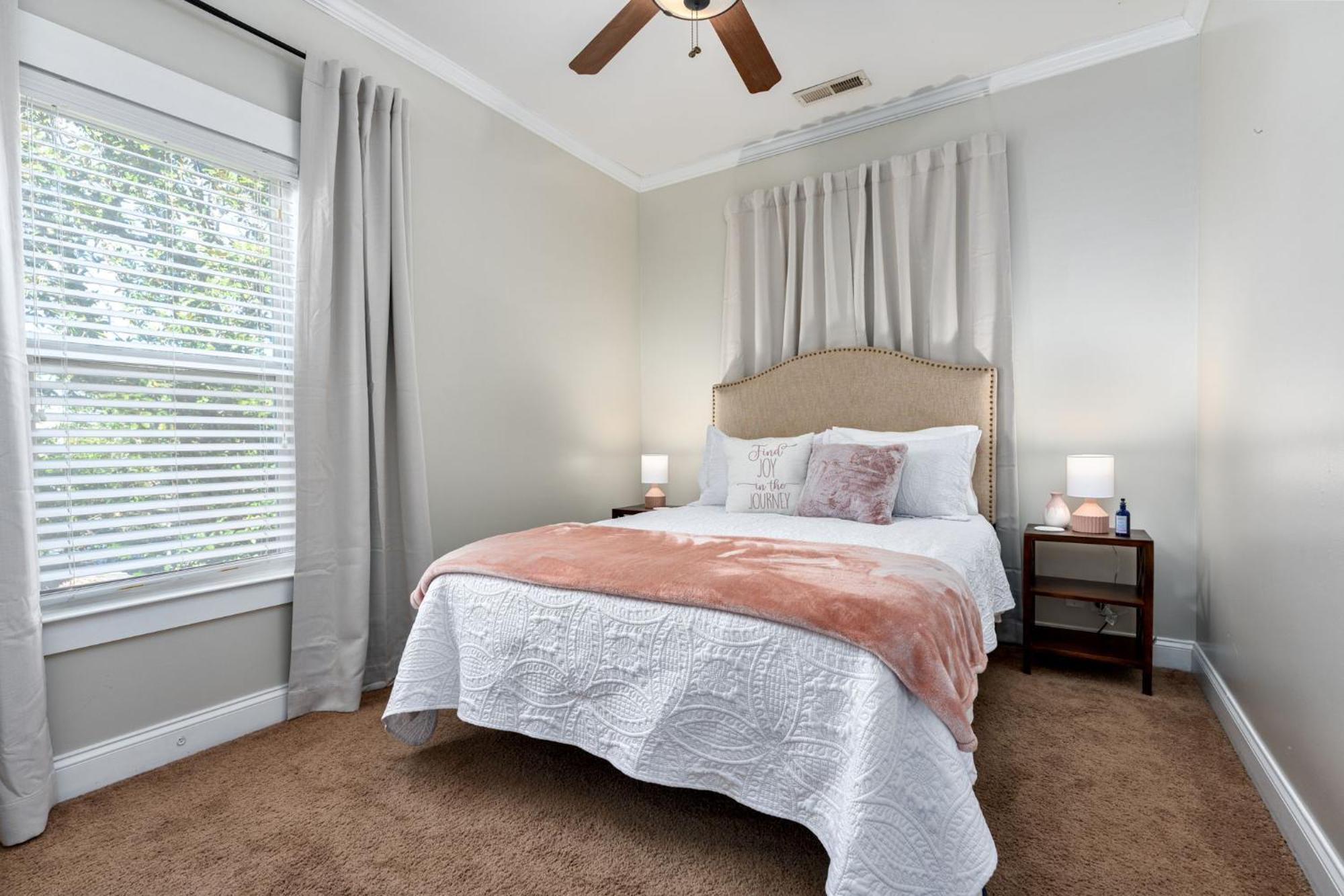 Downtown Wilmington Home ~ Pet Friendly Eksteriør billede