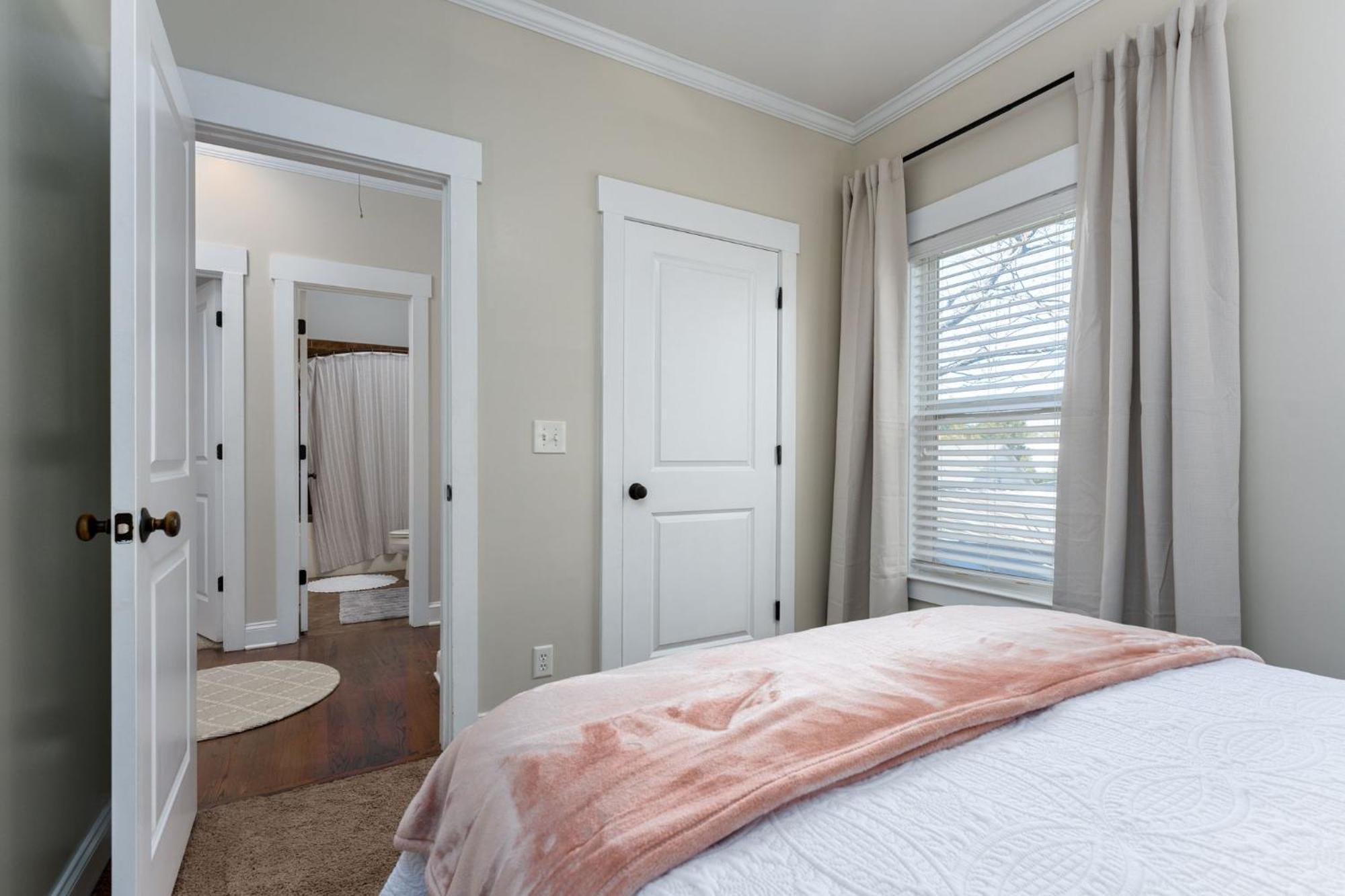 Downtown Wilmington Home ~ Pet Friendly Eksteriør billede